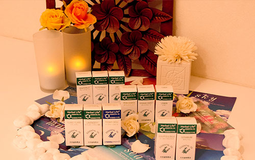 マッサージ&音と香りのセラピー マッサージ&音と香りのセラピー